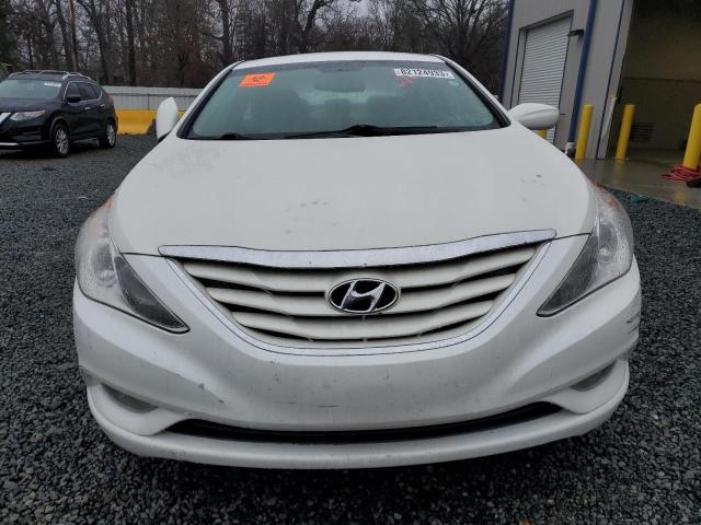 5NPEB4AC2DH642101 - 2013 HYUNDAI SONATA GLS WHITE photo 5