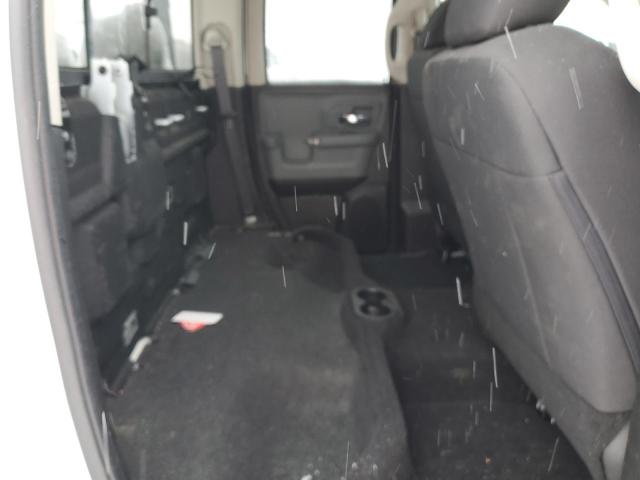 1C6RR7GG0KS632214 - 2019 RAM 1500 CLASS SLT თეთრი ფოტო 10