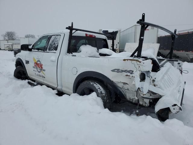 1C6RR7GG0KS632214 - 2019 RAM 1500 CLASS SLT WHITE photo 2