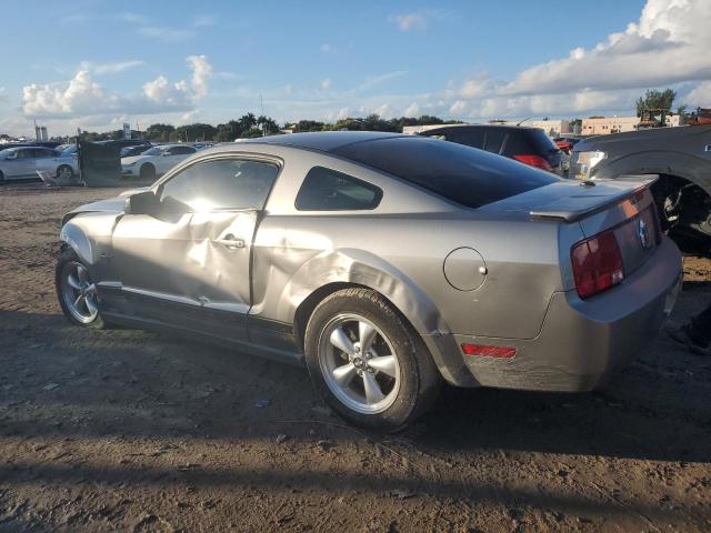 1ZVHT80N795128589 - 2009 FORD MUSTANG GRAY photo 2
