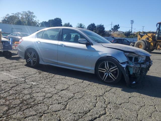 1HGCR2F54HA256165 - 2017 HONDA ACCORD SPORT SILVER photo 4