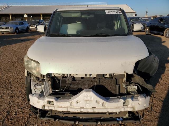 JTLZE4FE6EJ060793 - 2014 TOYOTA SCION XB WHITE photo 5