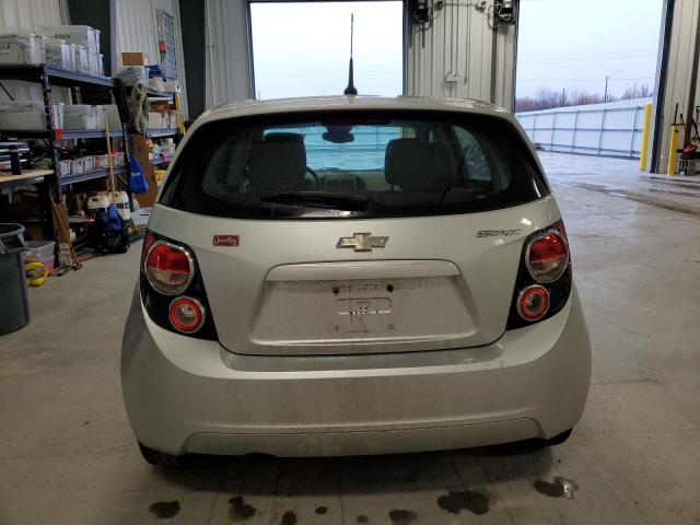 1G1JA6EH1C4211927 - 2012 CHEVROLET SONIC LS 银色 照片 6