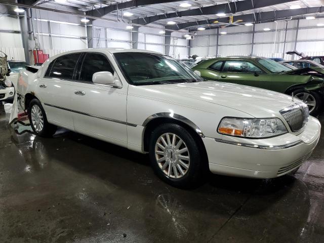 1LNHM81W14Y663377 - 2004 LINCOLN TOWN CAR EXECUTIVE Weiß Foto 4