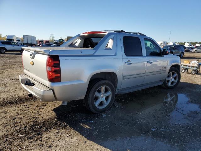 3GNMCEE05CG217128 - 2012 CHEVROLET AVALANCHE LS SILVER photo 3