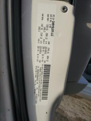 2A8HR54X59R640830 - 2009 CHRYSLER TOWN & COU TOURING WHITE photo 14