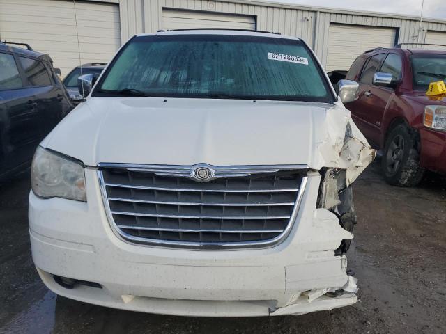 2A8HR54X59R640830 - 2009 CHRYSLER TOWN & COU TOURING WHITE photo 5