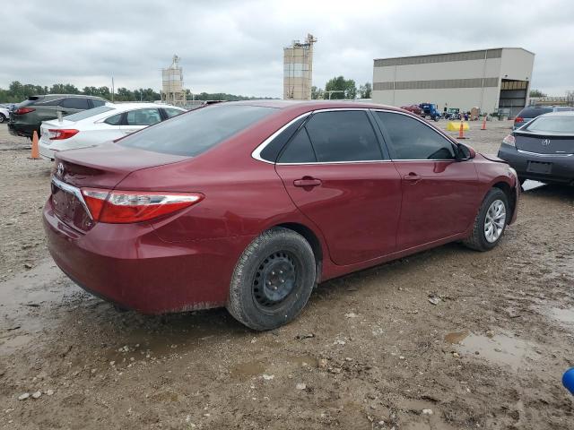 4T1BF1FK7GU578584 - 2016 TOYOTA CAMRY LE RED photo 3