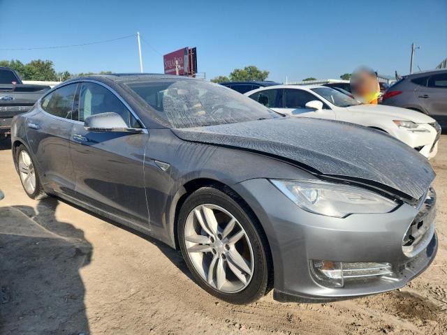 5YJSA1CP8DFP08234 - 2013 TESLA MODEL S 灰色 照片 4