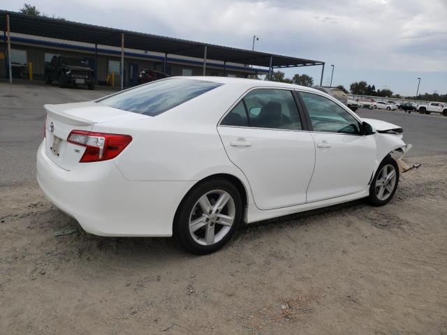 4T1BF1FK4CU199584 - 2012 TOYOTA CAMRY BASE WHITE photo 3