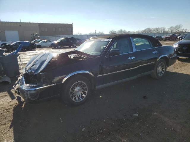 2002 LINCOLN TOWN CAR SIGNATURE, 