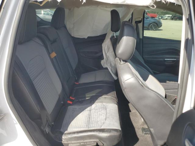 1FMCU0GD1KUB95463 - 2019 FORD ESCAPE SE 白色 照片 11