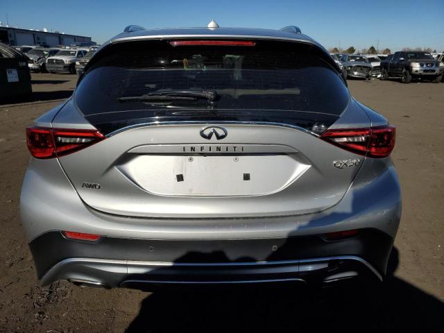 SJKCH5CR1HA018149 - 2017 INFINITI QX30 BASE SILVER photo 6