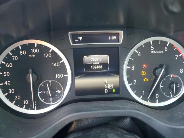 SJKCH5CR1HA018149 - 2017 INFINITI QX30 BASE SILVER photo 9