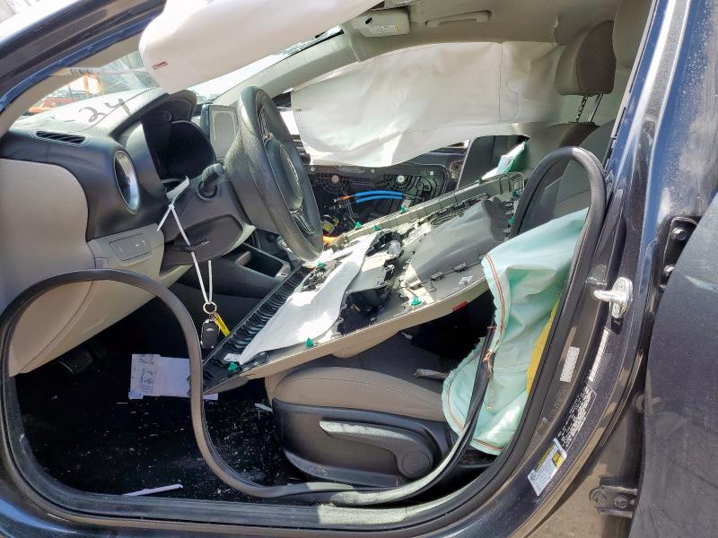 3KPF24ADXKE135350 - 2019 KIA FORTE FE Grafitowy zdjęcie 7