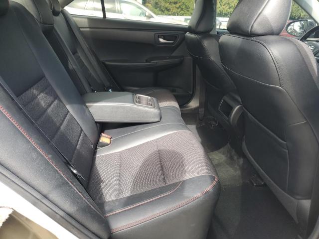 4T1BF1FK5GU261323 - 2016 TOYOTA CAMRY LE 白色 照片 10