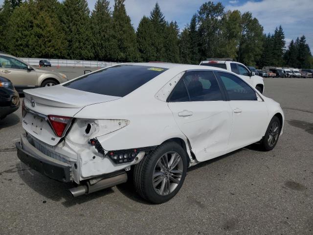 4T1BF1FK5GU261323 - 2016 TOYOTA CAMRY LE 白色 照片 3