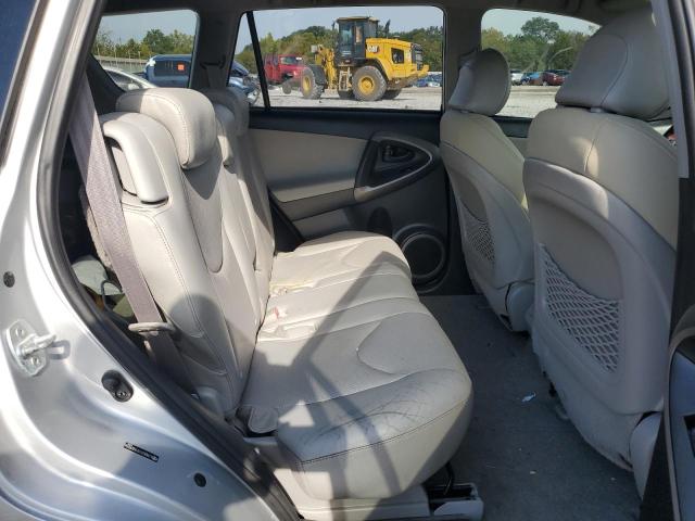 JTMZK31V976005556 - 2007 TOYOTA RAV4 LIMITED 银色 照片 11