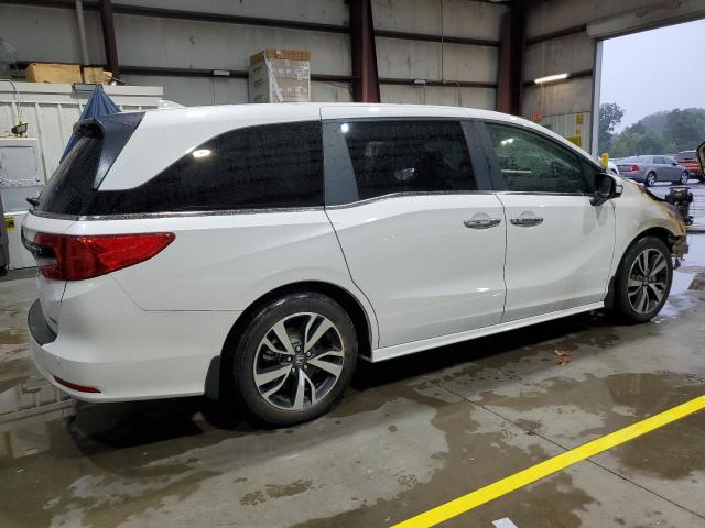 5FNRL6H88PB064889 - 2023 HONDA ODYSSEY TOURING WHITE photo 3