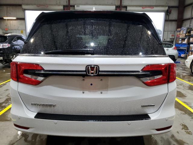 5FNRL6H88PB064889 - 2023 HONDA ODYSSEY TOURING WHITE photo 6