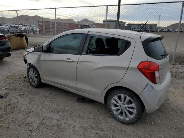 KL8CD6SA5JC457325 - 2018 CHEVROLET SPARK 1LT CREAM photo 2