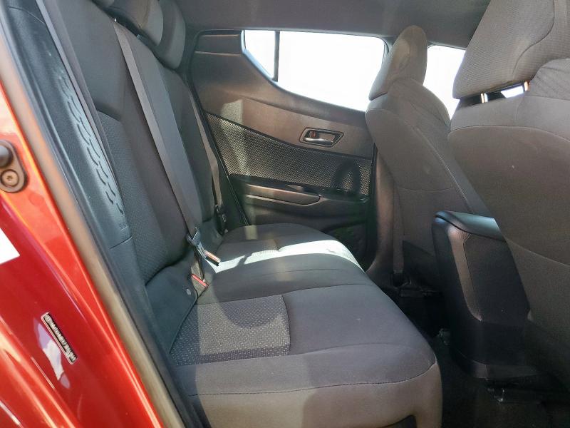 NMTKHMBX7JR041869 - 2018 TOYOTA C-HR XLE 栗色 照片 11