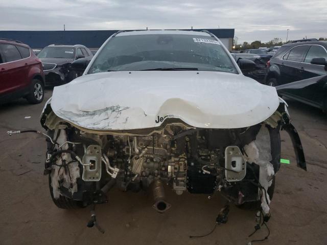 3C4NJDBNXRT597063 - 2024 JEEP COMPASS LATITUDE Blanc photo 5