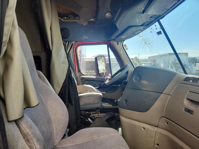 3AKJGLDR7HSGP4845 - 2017 FREIGHTLINER CASCADIA 1 წითელი ფოტო 5