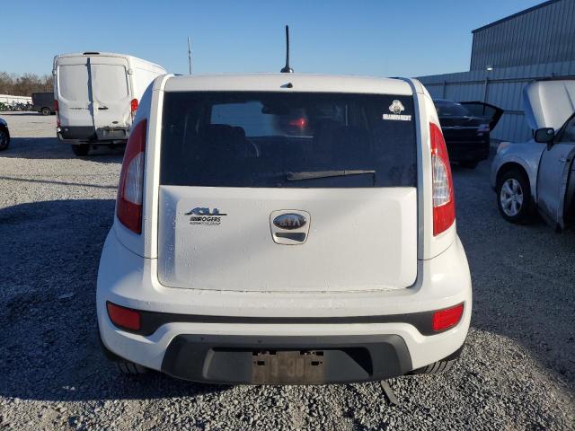 KNDJT2A55D7755126 - 2013 KIA SOUL WHITE photo 6