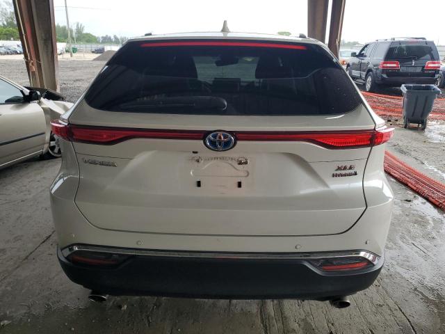 JTEAAAAH6MJ021698 - 2021 TOYOTA VENZA LE WHITE photo 6