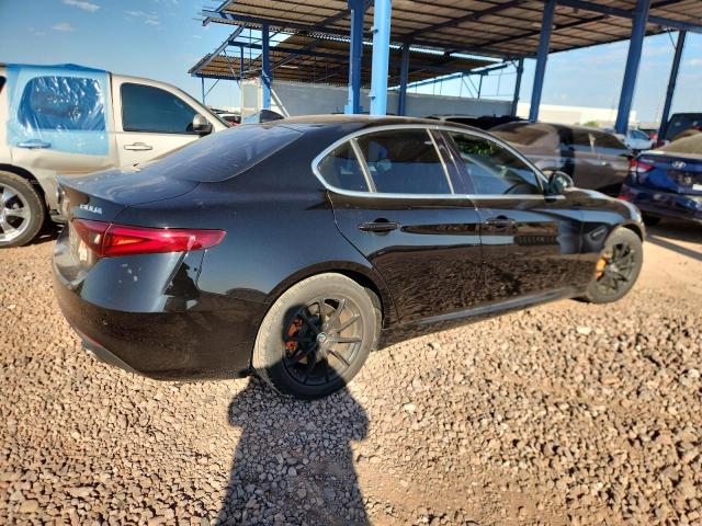 ZARFAEBN9J7583454 - 2018 ALFA ROMEO GIULIA 黑色 照片 3