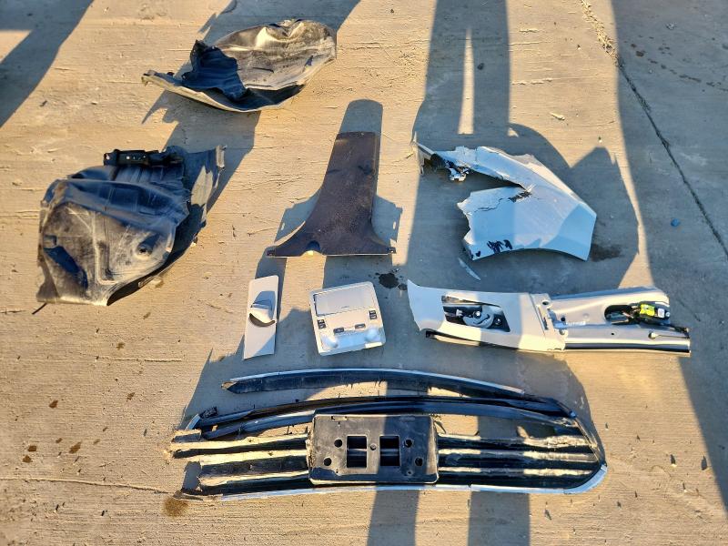 4T1BK1EB7FU156438 - 2015 TOYOTA AVALON XLE SILVER photo 12