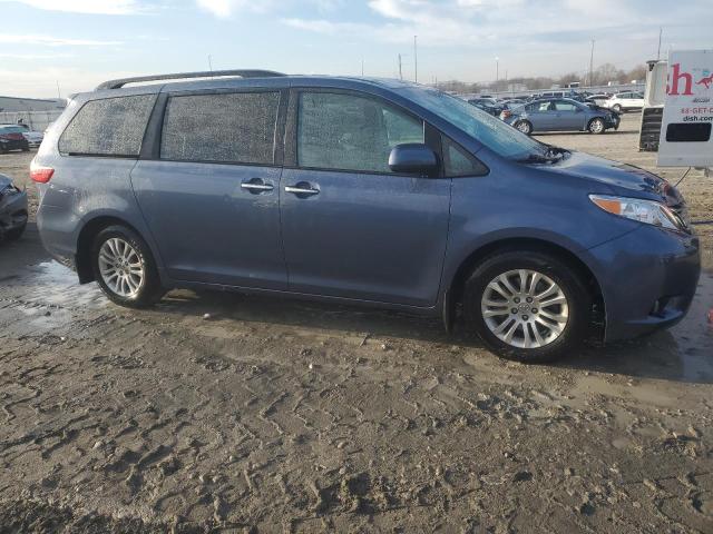 5TDYK3DCXGS701333 - 2016 TOYOTA SIENNA XLE CHARCOAL photo 4