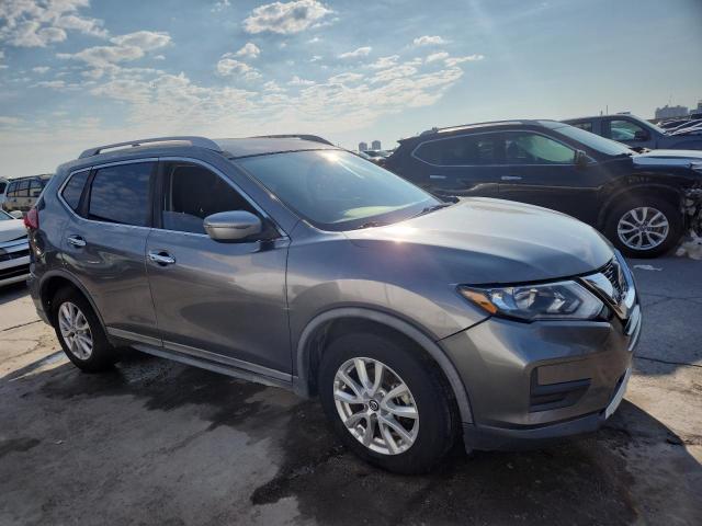 KNMAT2MT1JP589094 - 2018 NISSAN ROGUE S ვერცხლისფერი ფოტო 4