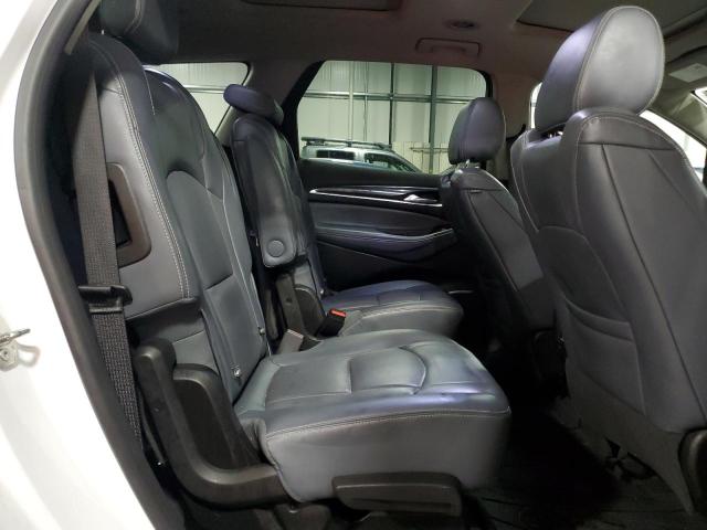 5GAEVAKW2JJ193800 - 2018 BUICK ENCLAVE ESSENCE 白色 照片 11