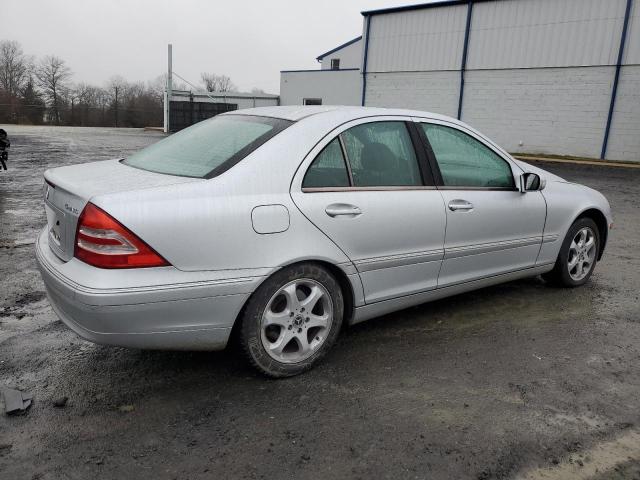 WDBRF84J23F400892 - 2003 MERCEDES-BENZ C 320 4MATIC SILVER photo 3