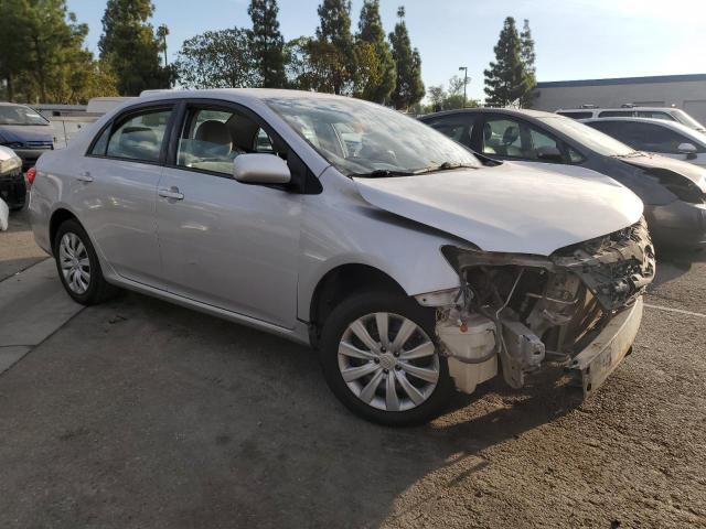 2T1BU4EE0CC895153 - 2012 TOYOTA COROLLA BASE 银色 照片 4