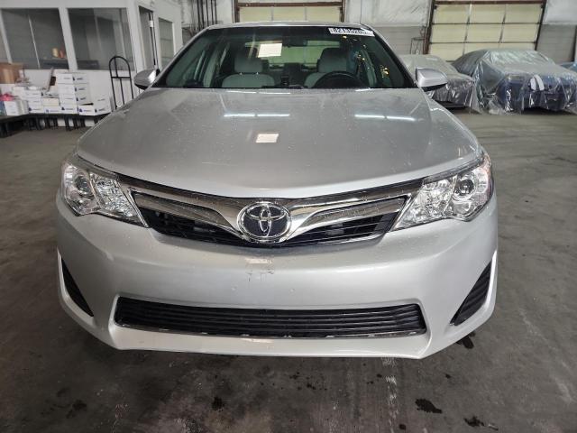 4T1BF1FKXCU146260 - 2012 TOYOTA CAMRY BASE 银色 照片 5