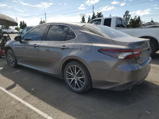 4T1F31AK2MU557574 - 2021 TOYOTA CAMRY XLE ნაცრისფერი ფოტო 2