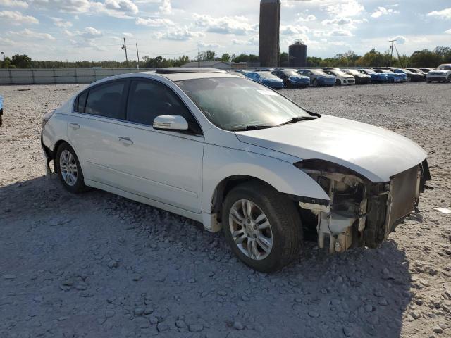 1N4AL2AP8BC158841 - 2011 NISSAN ALTIMA BASE WHITE photo 4