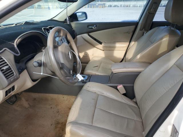 1N4AL2AP8BC158841 - 2011 NISSAN ALTIMA BASE WHITE photo 7