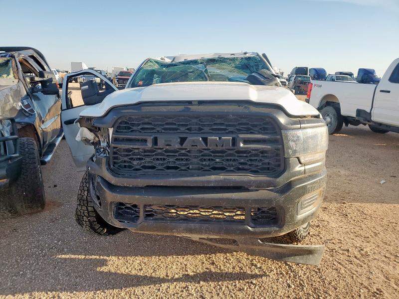 3C6UR5HJ3PG566569 - 2023 RAM 2500 TRADESMAN Белый фото 5