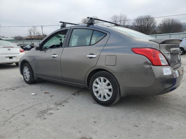 3N1CN7AP0DL852704 - 2013 NISSAN VERSA S BROWN photo 2