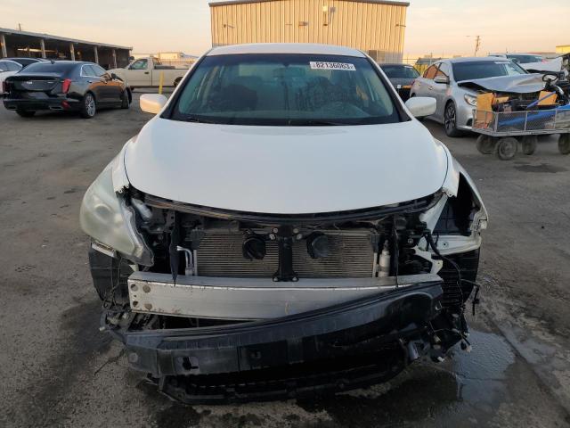 1N4AL3AP5FN338424 - 2015 NISSAN ALTIMA 2.5 WHITE photo 5