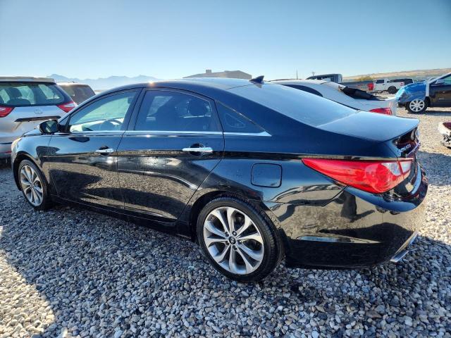 5NPEC4AB0DH796178 - 2013 HYUNDAI SONATA SE შავი ფოტო 2