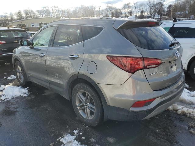 5NMZUDLB2JH101722 - 2018 HYUNDAI SANTA FE S GRAY photo 2