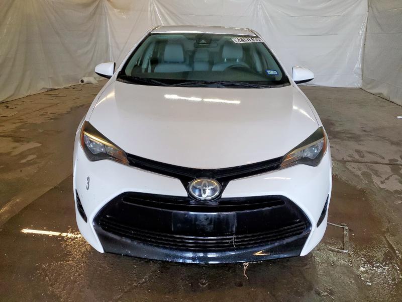 5YFBURHE2HP633828 - 2017 TOYOTA COROLLA L WHITE photo 5