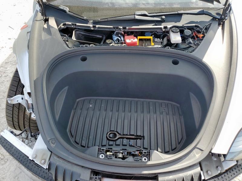 5YJ3E1EA5MF919828 - 2021 TESLA MODEL 3 أبيض صورة 11