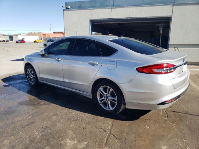 3FA6P0H73HR357892 - 2017 FORD FUSION SE SILVER photo 2