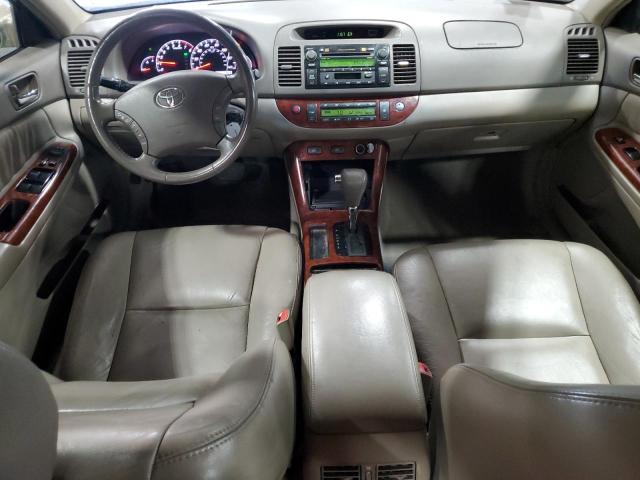 4T1BE30K85U985737 - 2005 TOYOTA CAMRY LE GOLD photo 8